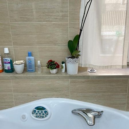 Cesare'S Home Катания Экстерьер фото