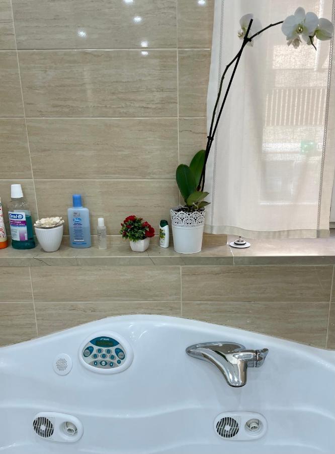 Cesare'S Home Катания Экстерьер фото